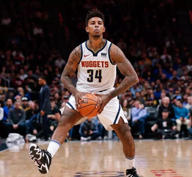 的积分曲线 的积分曲线